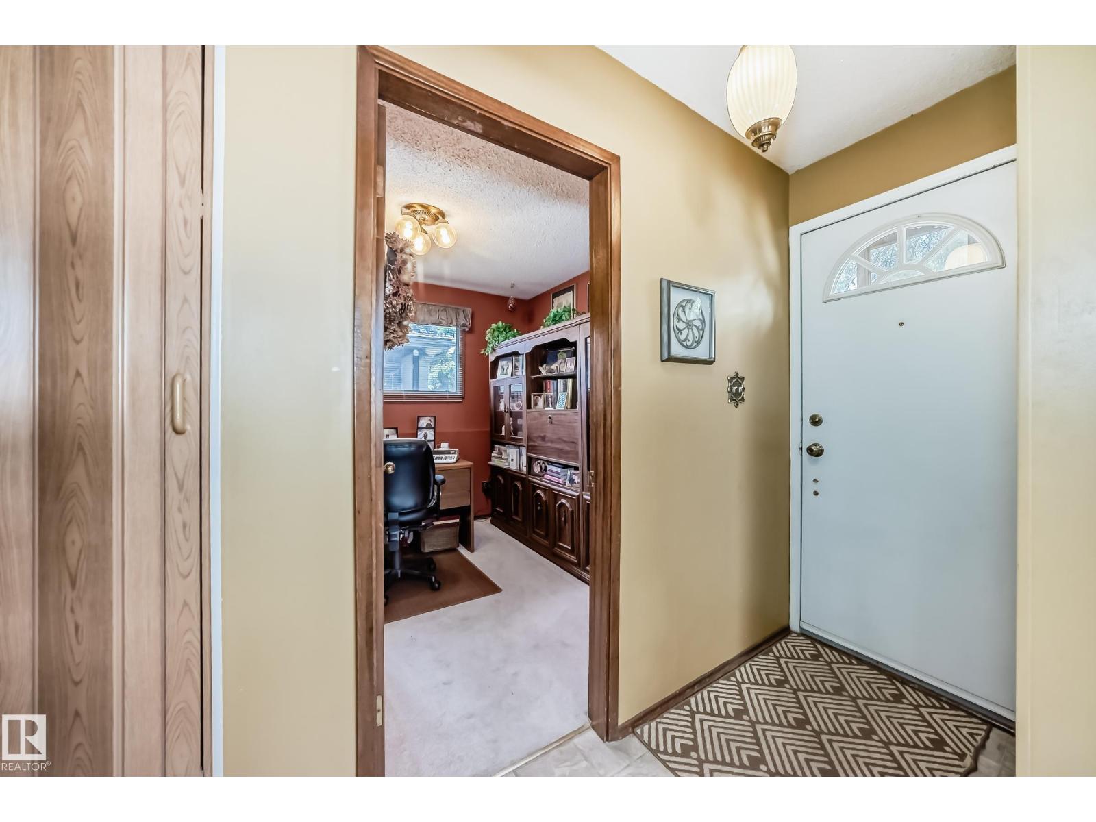 17707 84 AV NW - 31