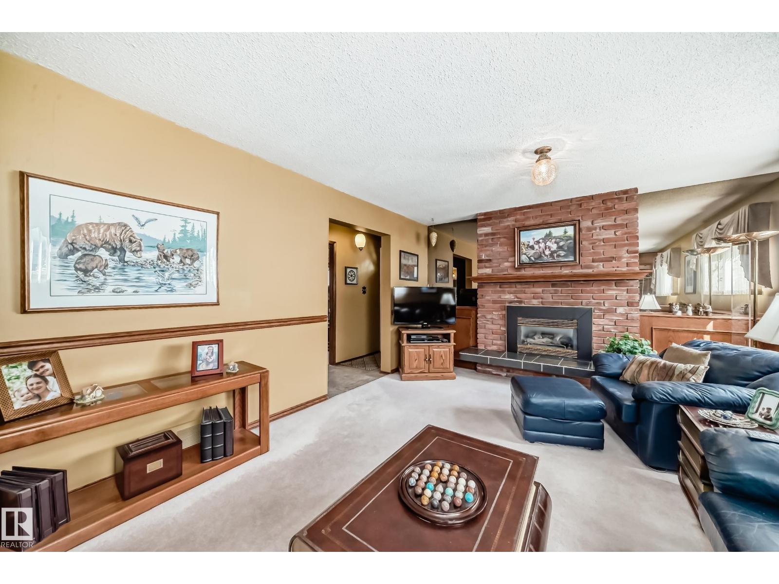 17707 84 AV NW - 33