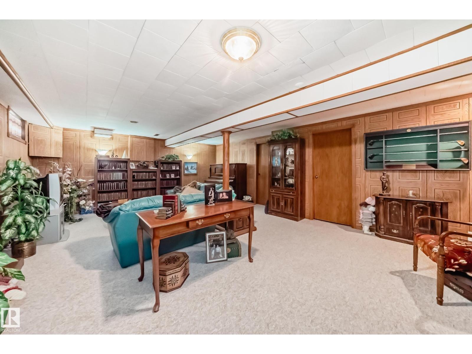 17707 84 AV NW - 41