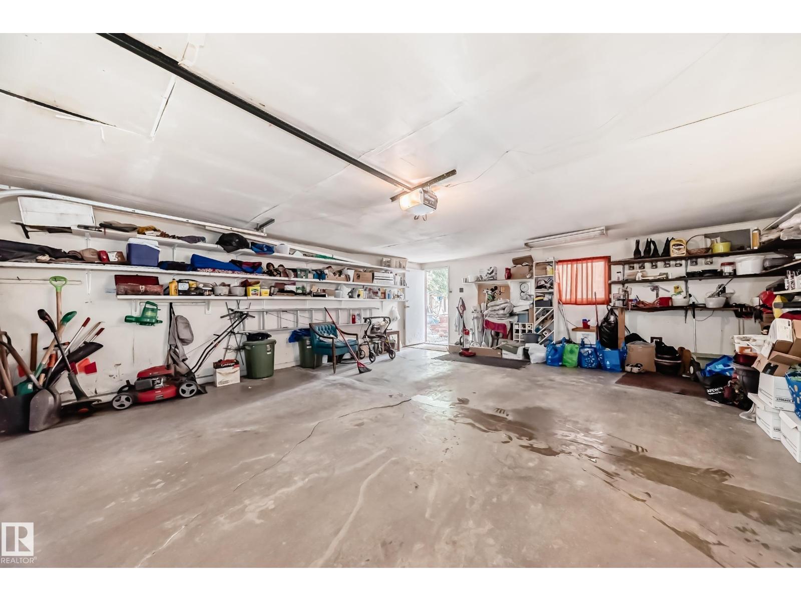 17707 84 AV NW - 47