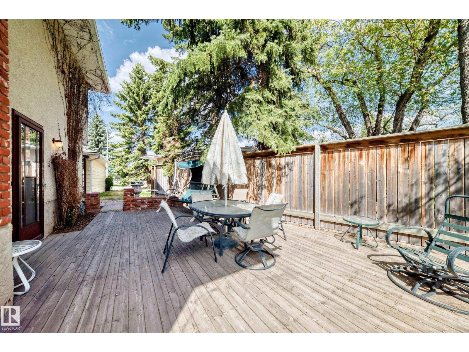 17707 84 AV NW - 49