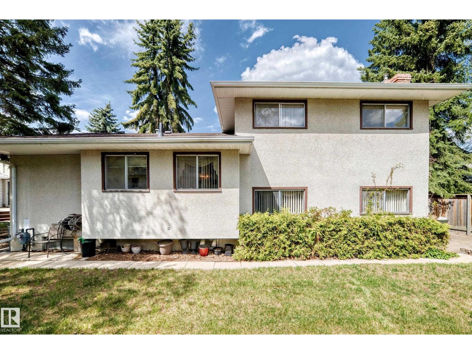 17707 84 AV NW - 52