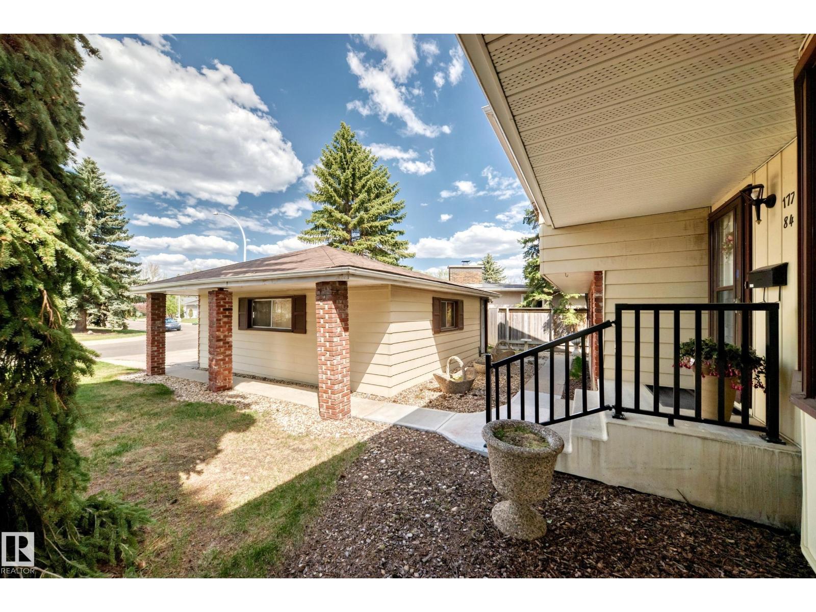 17707 84 AV NW - 56