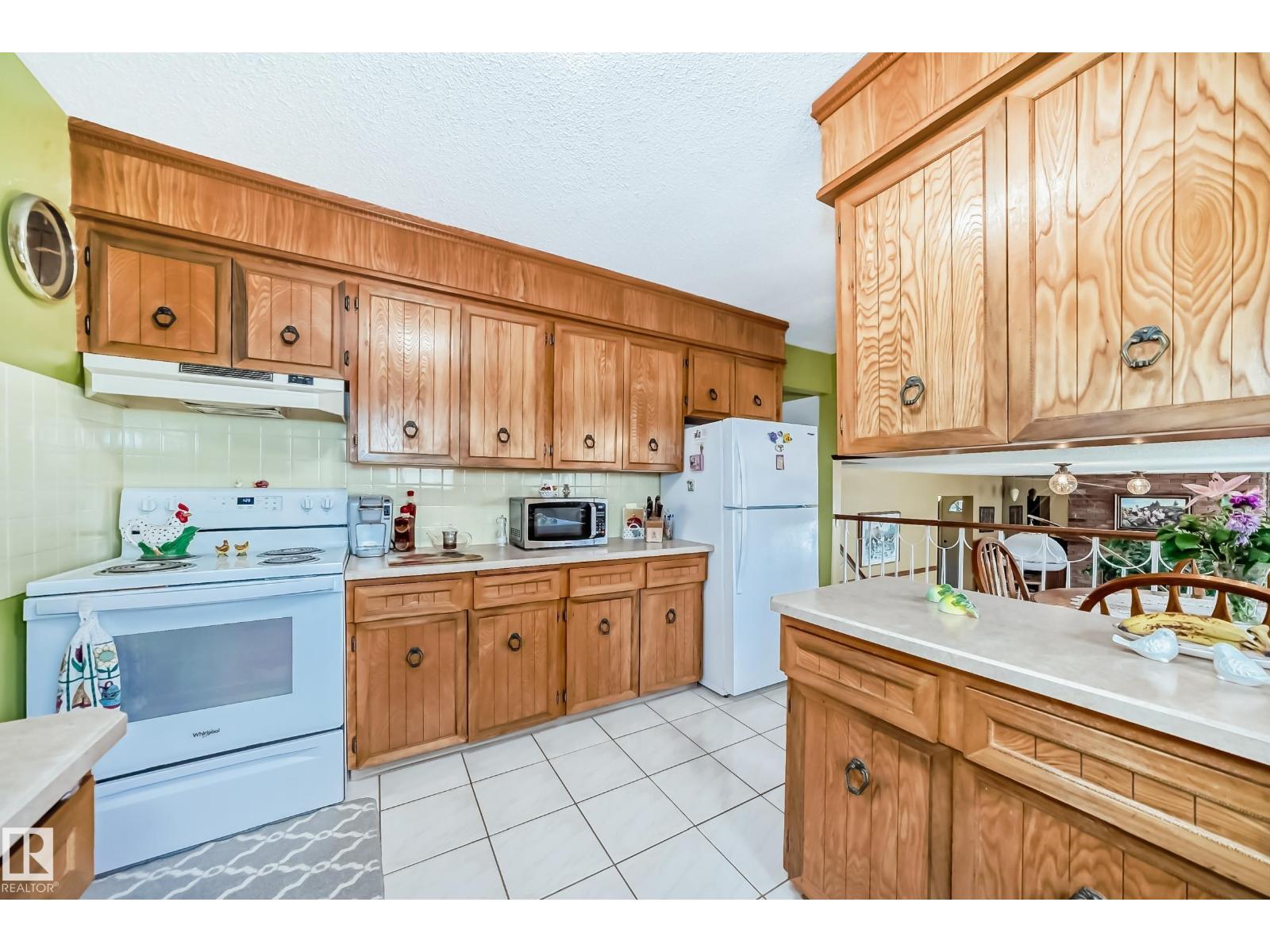 17707 84 AV NW - 9