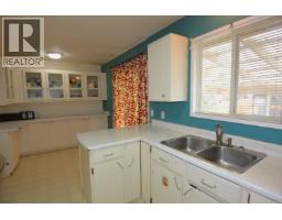 Mud room - 3360 Gillespie Road, Houston, BC V0J1Z1 Photo 9