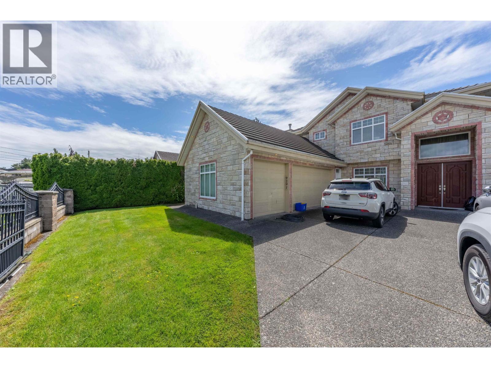 9291 KIRKMOND CRESCENT
