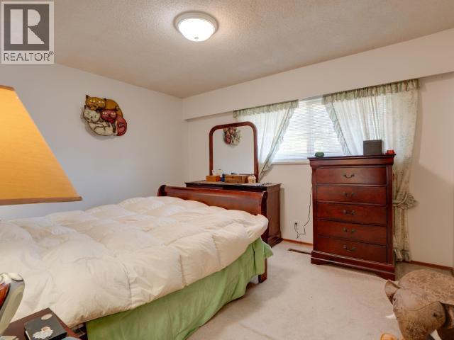 7117 TAHSIS STREET - 19