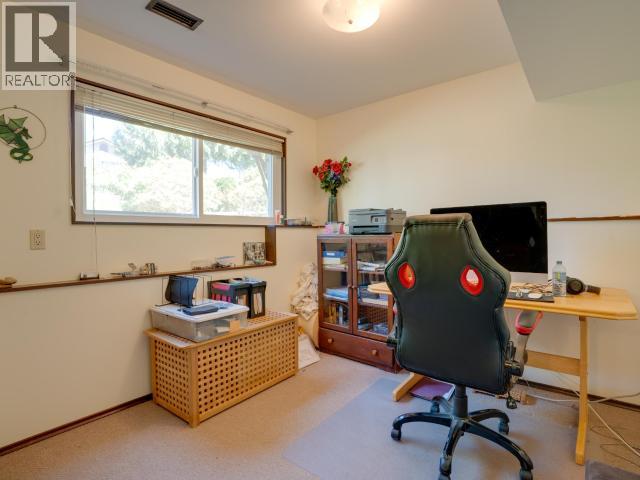 7117 TAHSIS STREET - 28