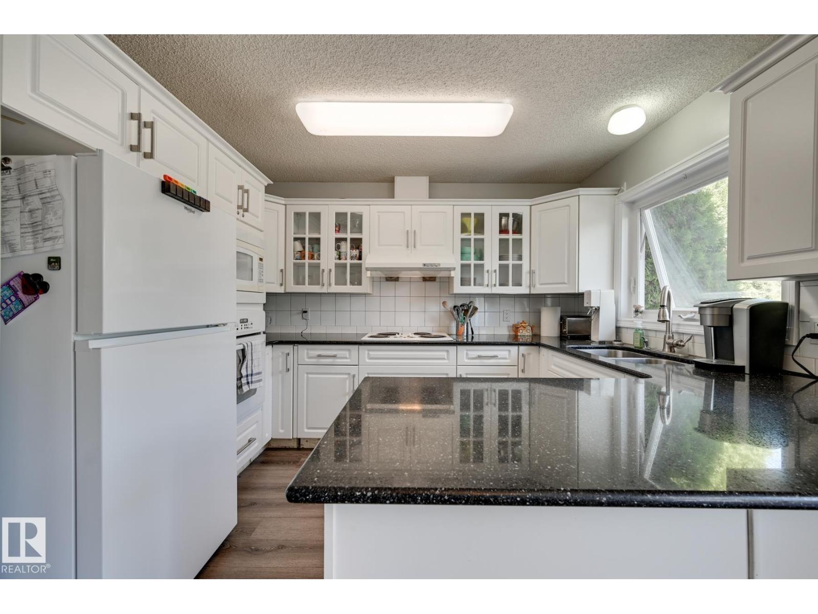 5507 179 ST NW - 12