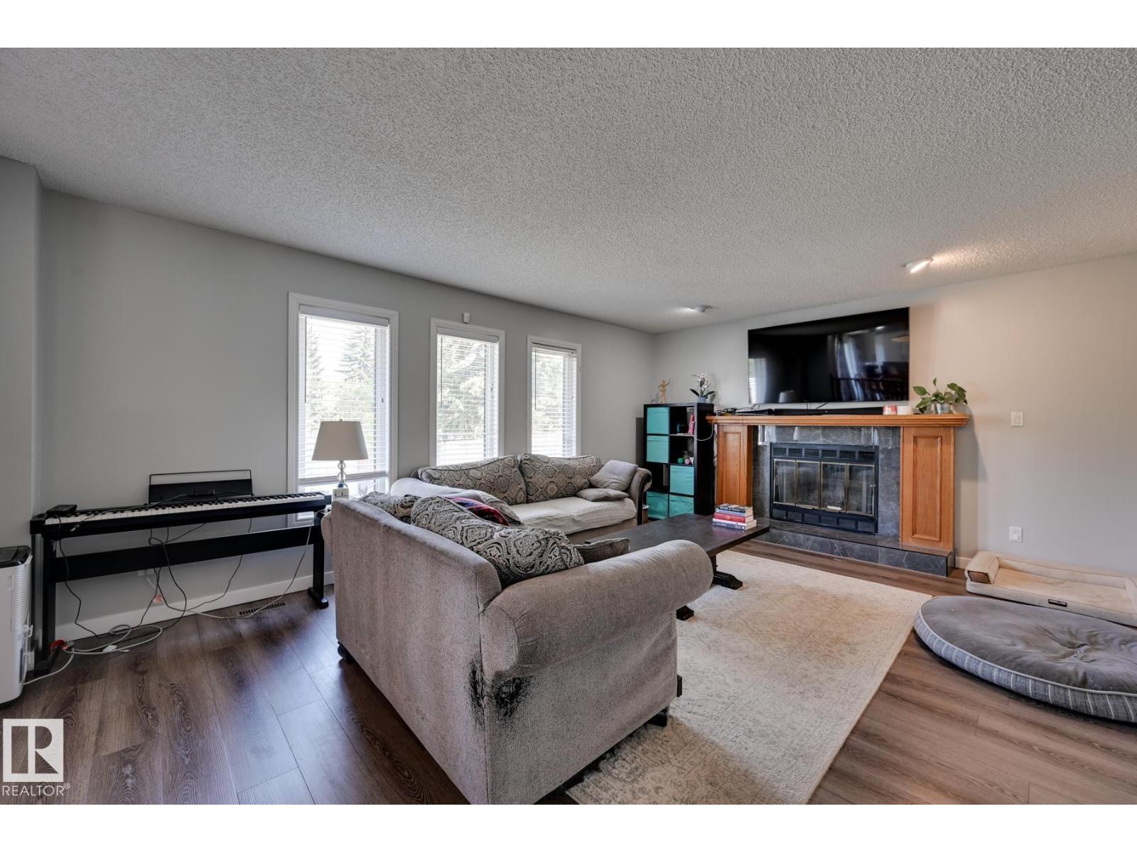 5507 179 ST NW - 17