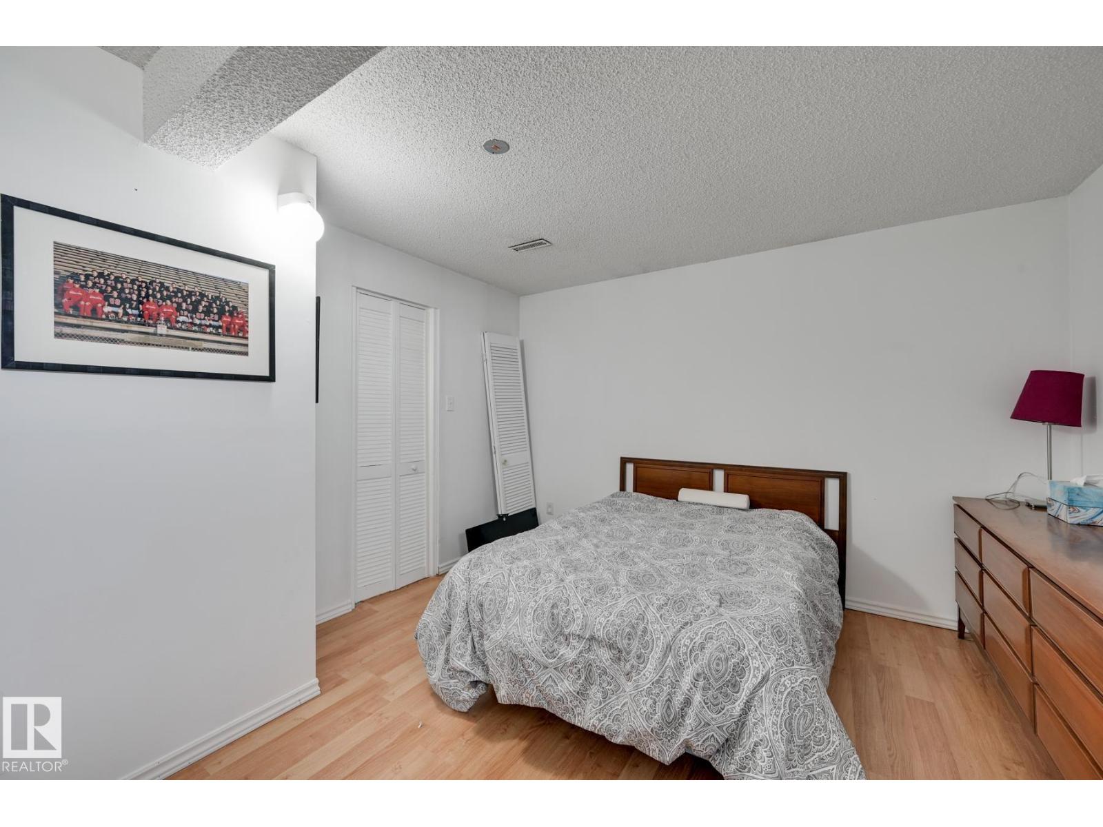 5507 179 ST NW - 43