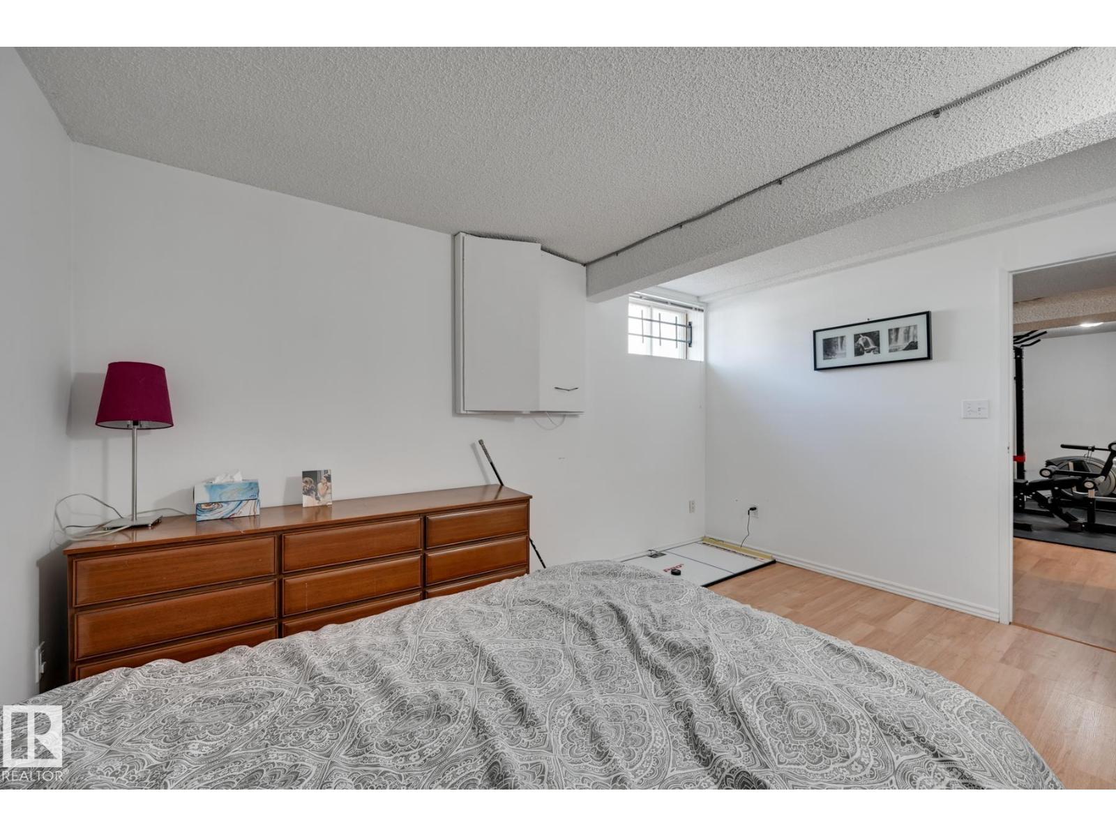 5507 179 ST NW - 44