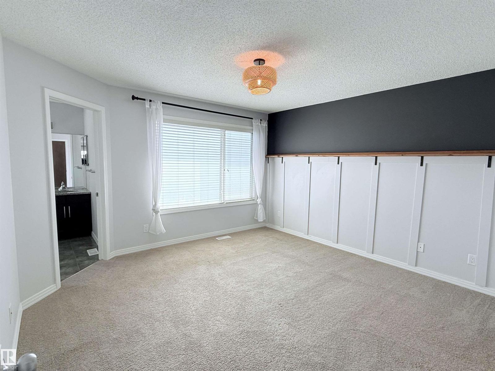 7819 173 AV NW - 36