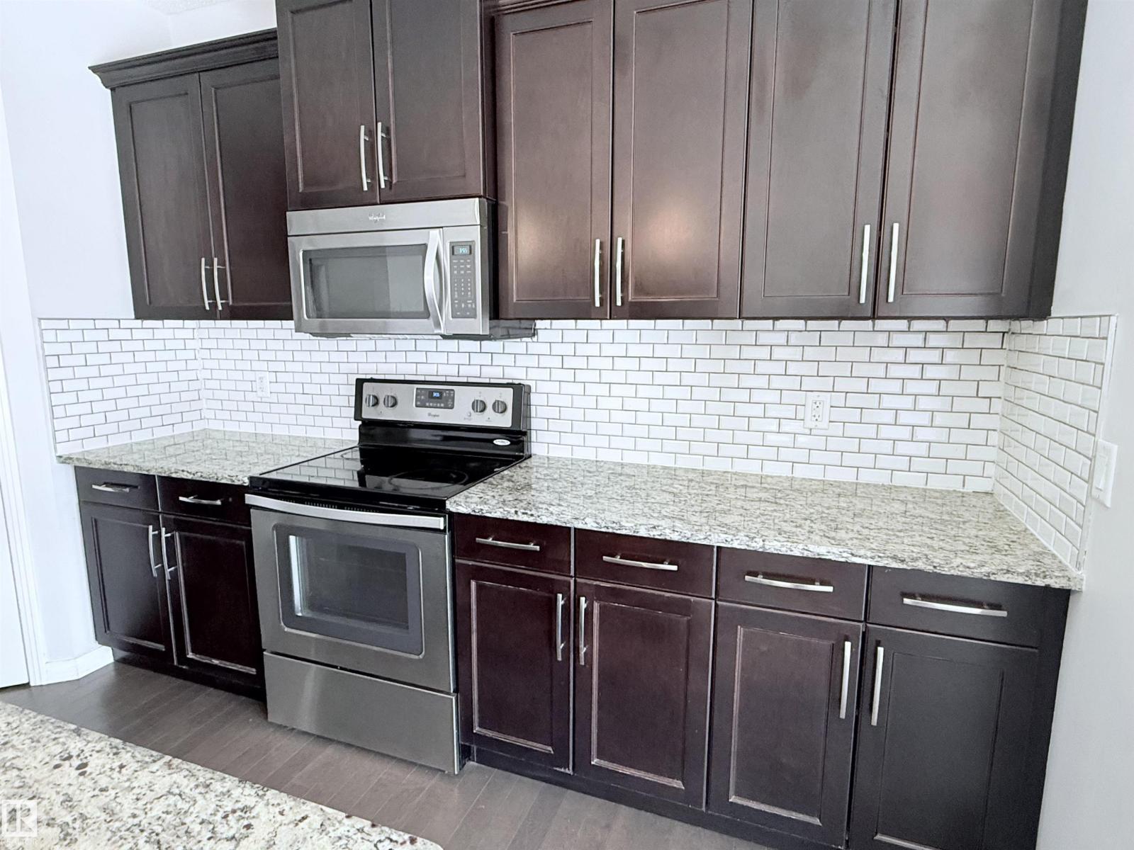 7819 173 AV NW - 6