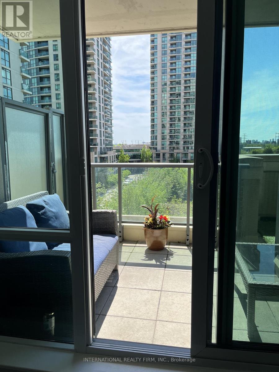 #401 205 SHERWAY GARDENS ROAD - 33