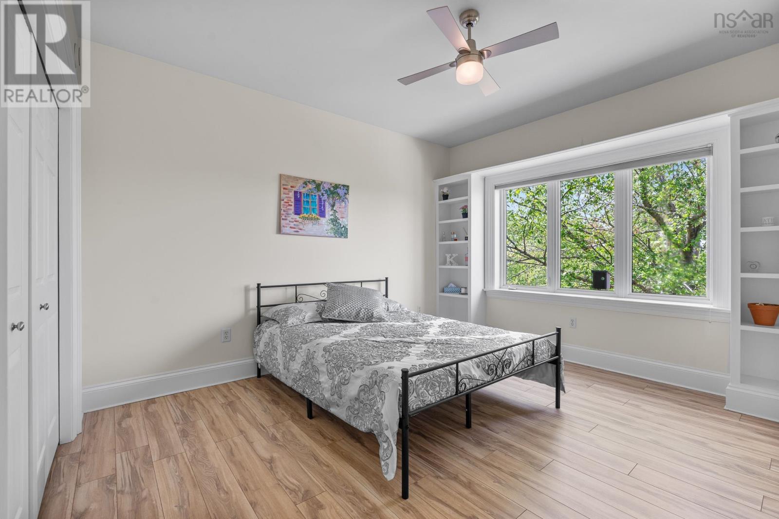Property 36 of 49 of 24 Glenmorren Court