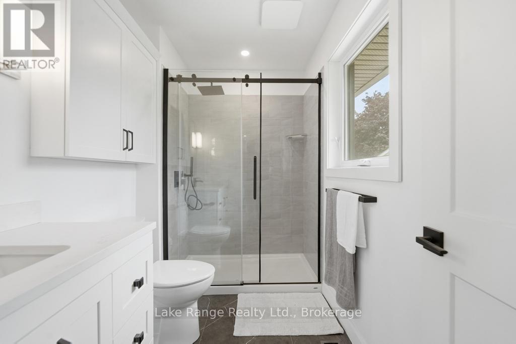23 PARKER DR DRIVE E - 6