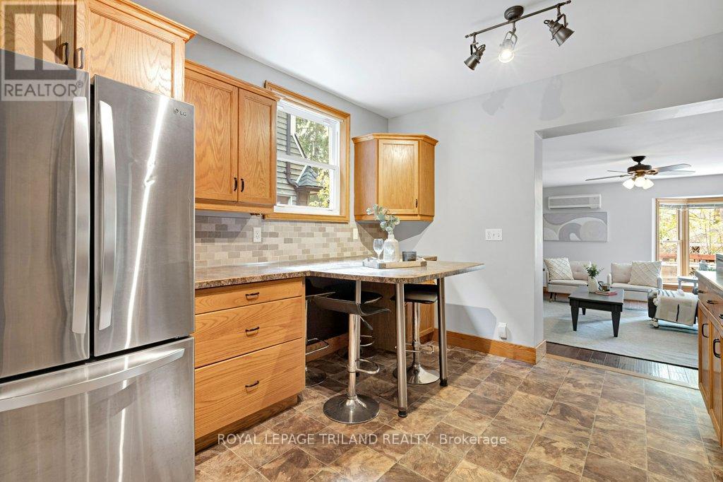 46 ROSEBERY PLACE - 12