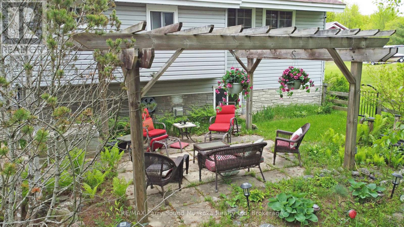 5 MEHARG DRIVE - 40
