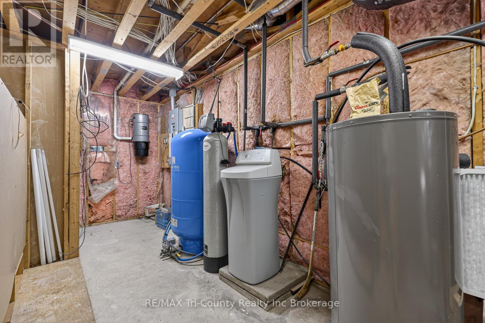 57009 HERITAGE LINE - 48