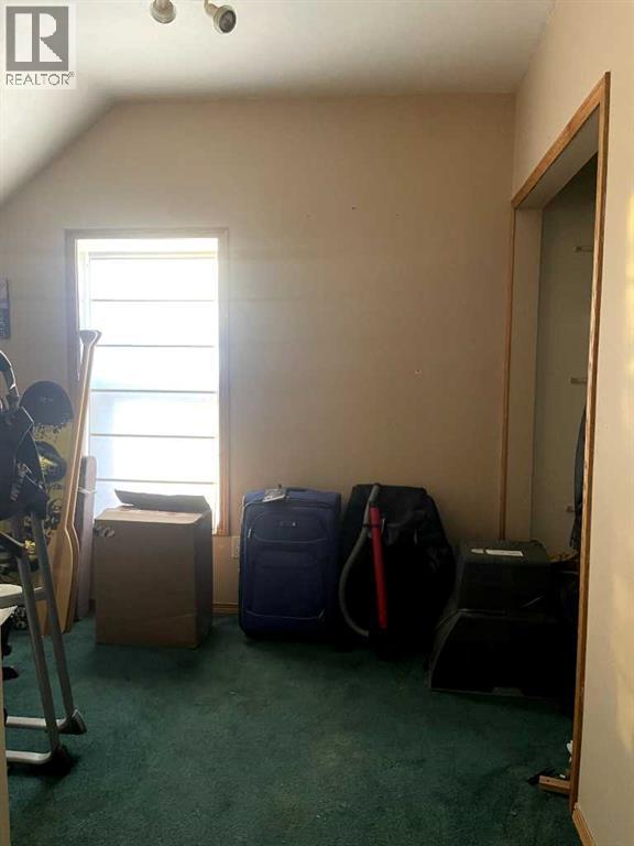 5135 49 Street — photo 16