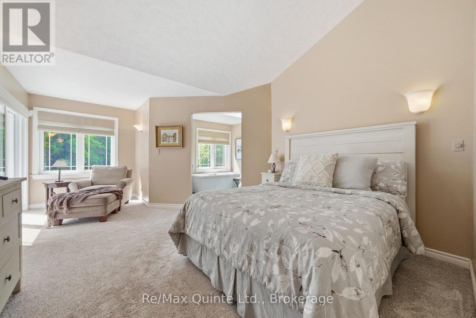 302 CLEARVIEW ROAD - 17