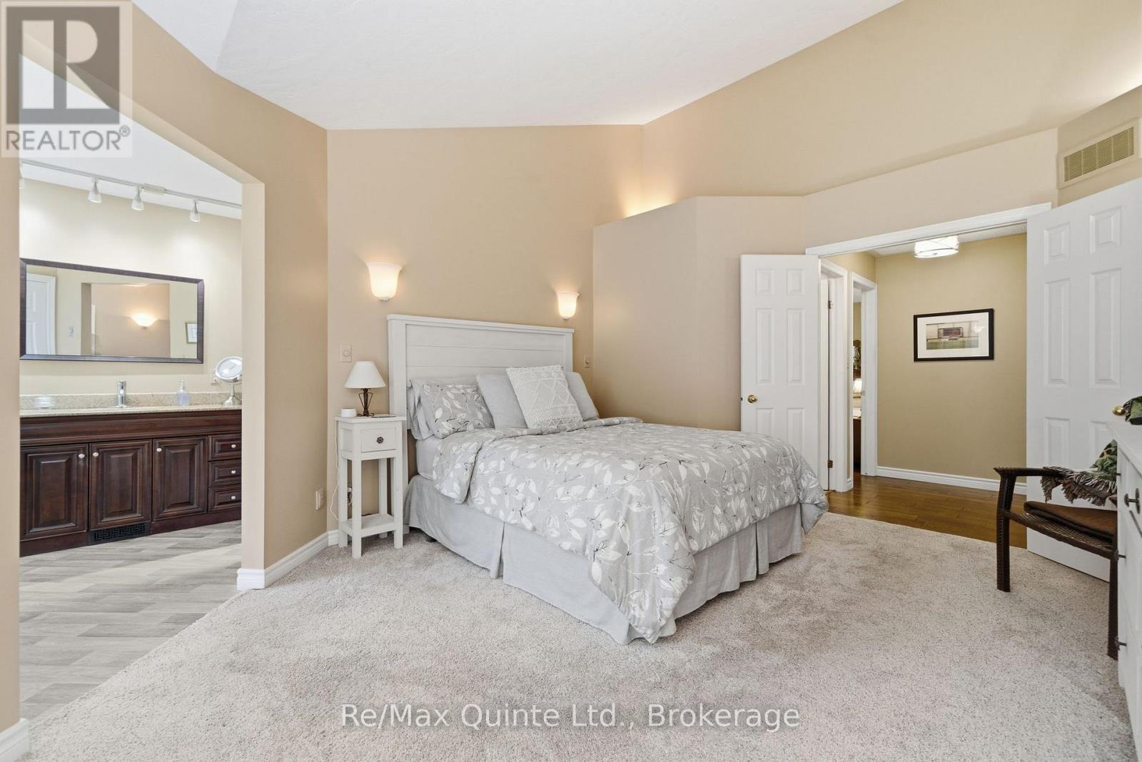 302 CLEARVIEW ROAD - 19