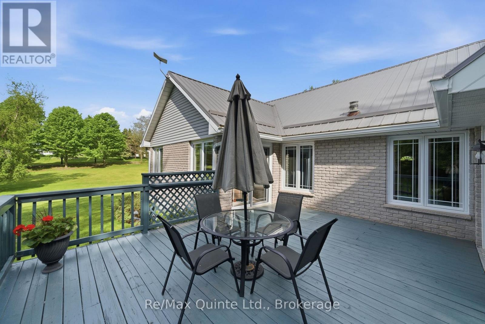 302 CLEARVIEW ROAD - 45