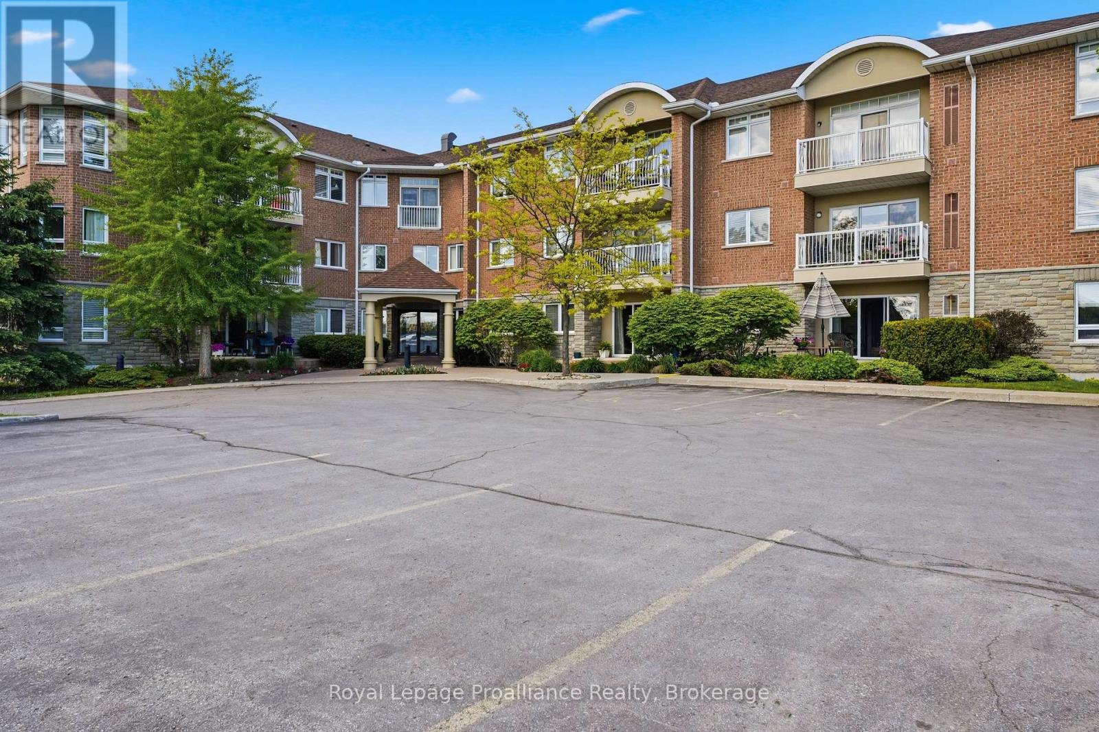 #101 15 HEARTWOOD DRIVE - 5