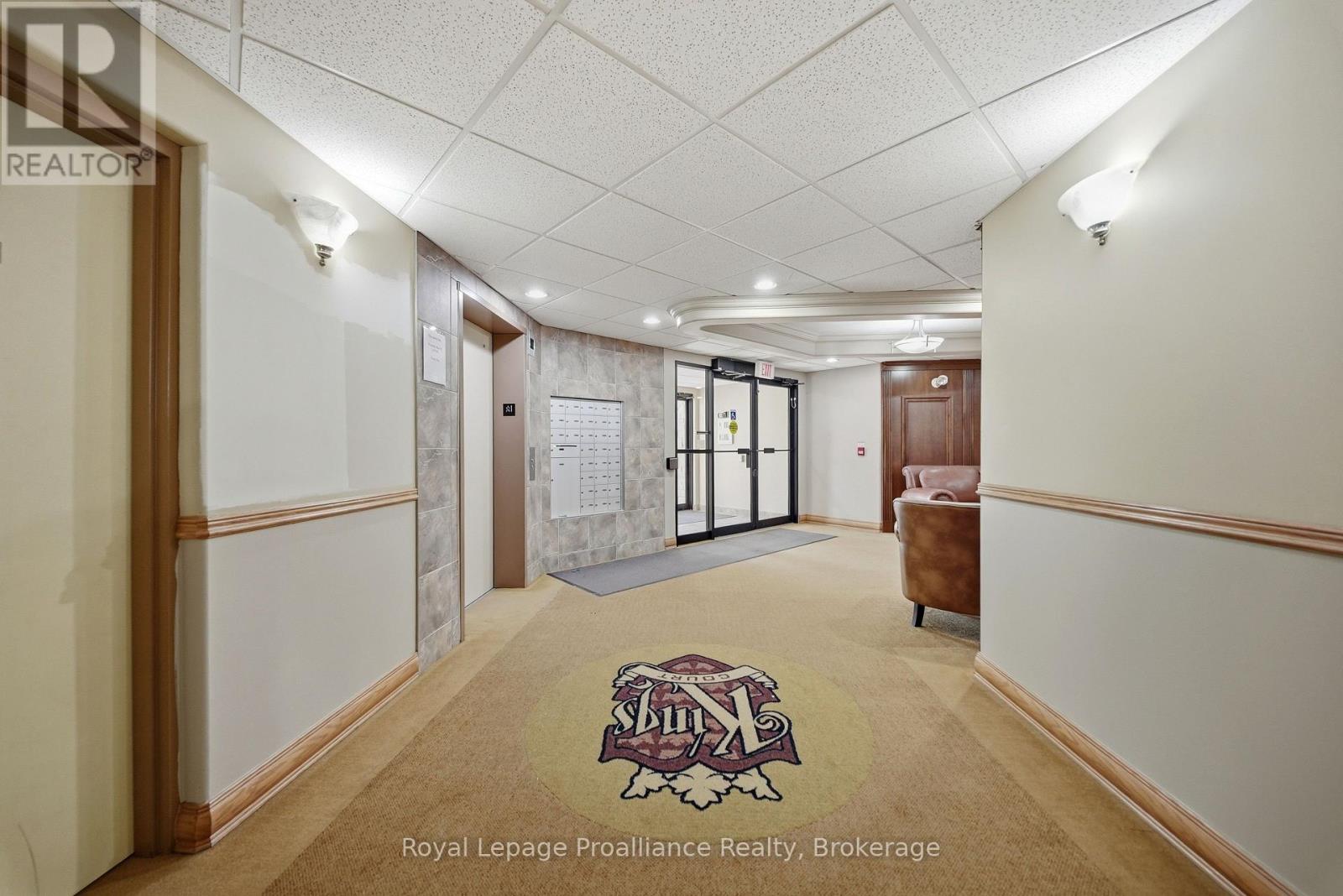 #101 15 HEARTWOOD DRIVE - 8