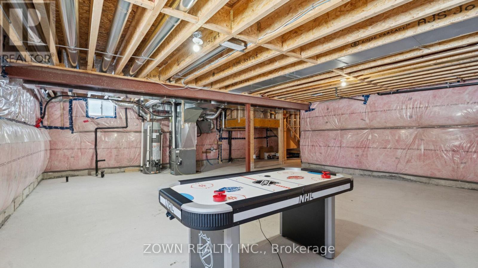 13 ABBY DRIVE - 42