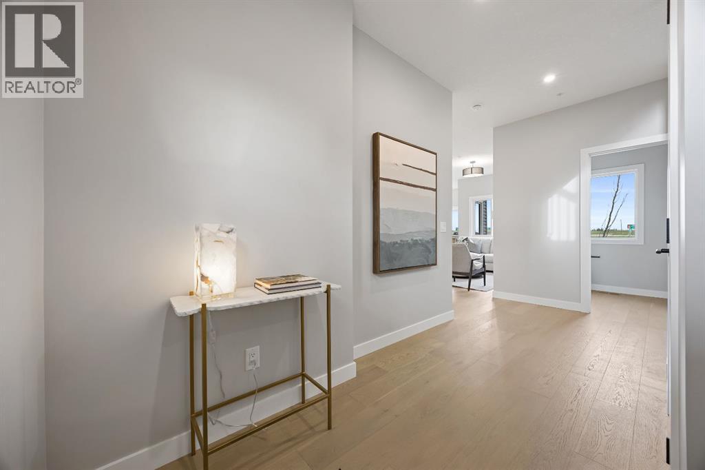 150 Prince Crescent - 2