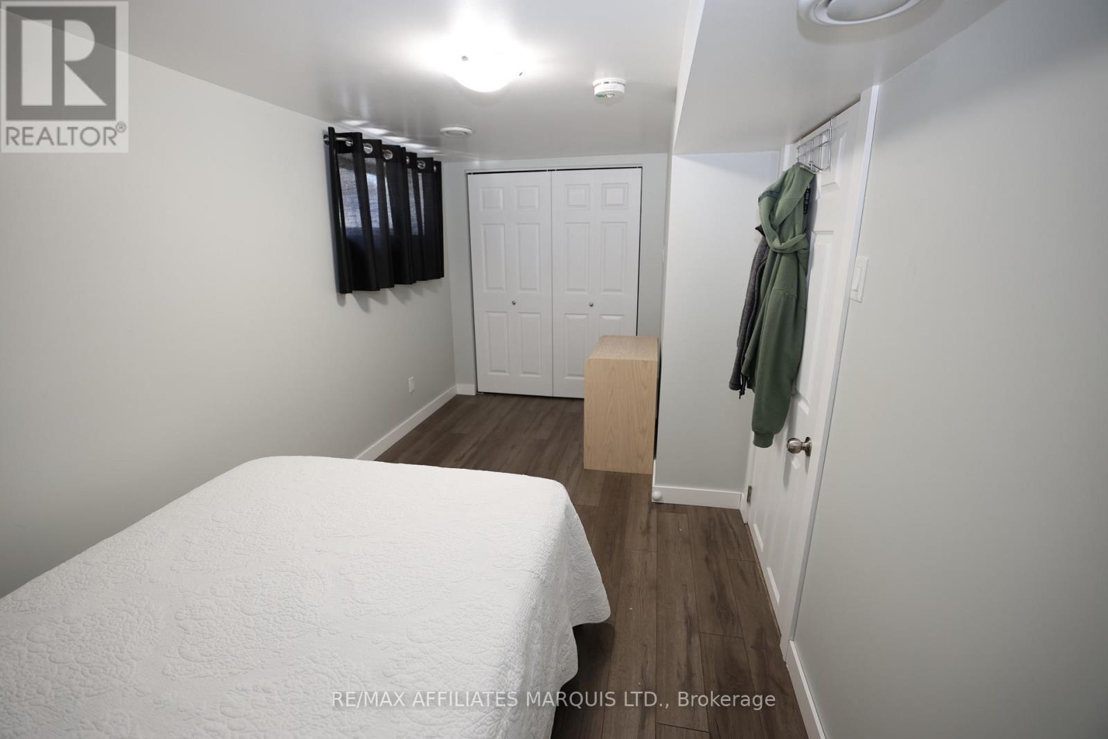 9 SUTTON DRIVE - 25