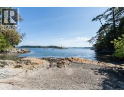146 Menhinick Dr, Salt Spring, BC V8K1W7 Photo 31