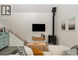 146 Menhinick Dr, Salt Spring, BC V8K1W7 Photo 9