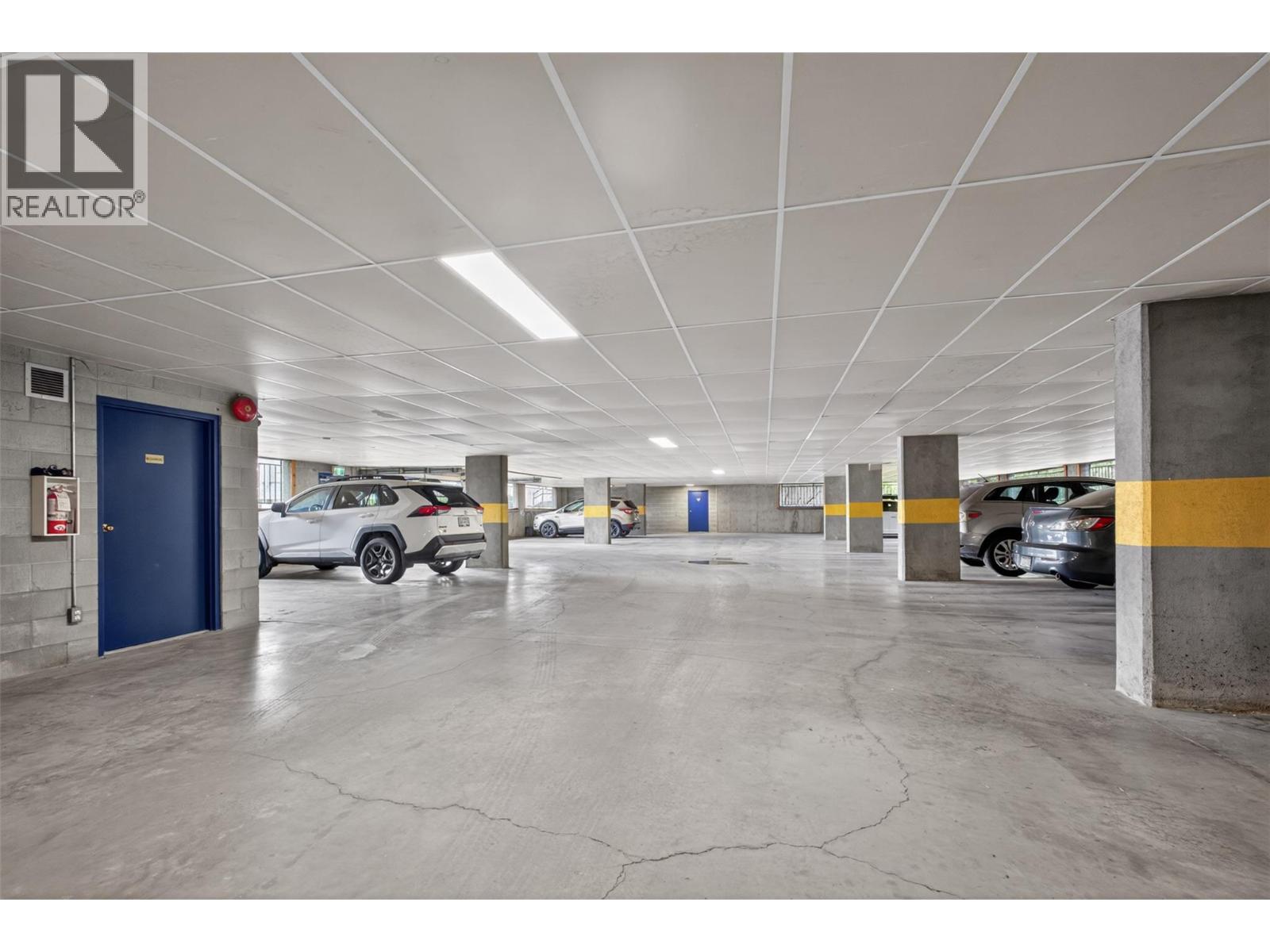 106 877 KLO Road, Kelowna