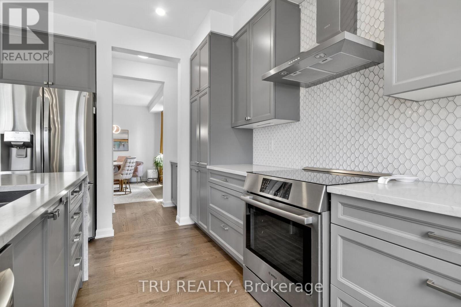 202 SKIPPER DRIVE - 10