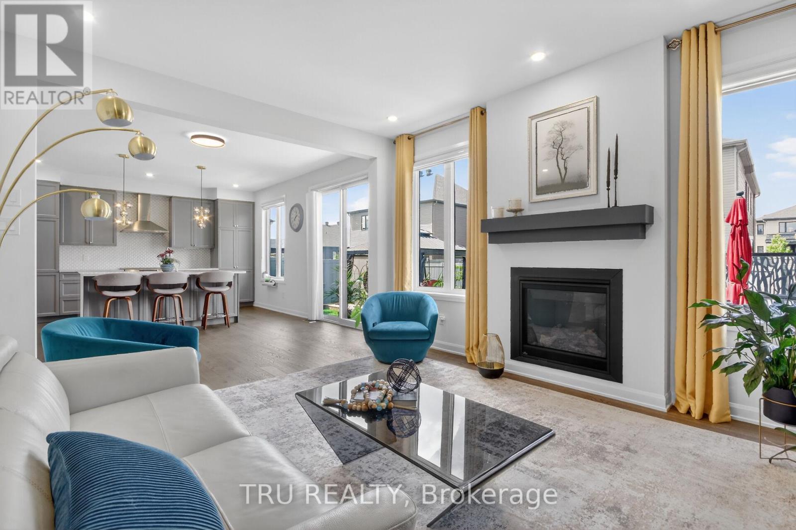 202 SKIPPER DRIVE - 14