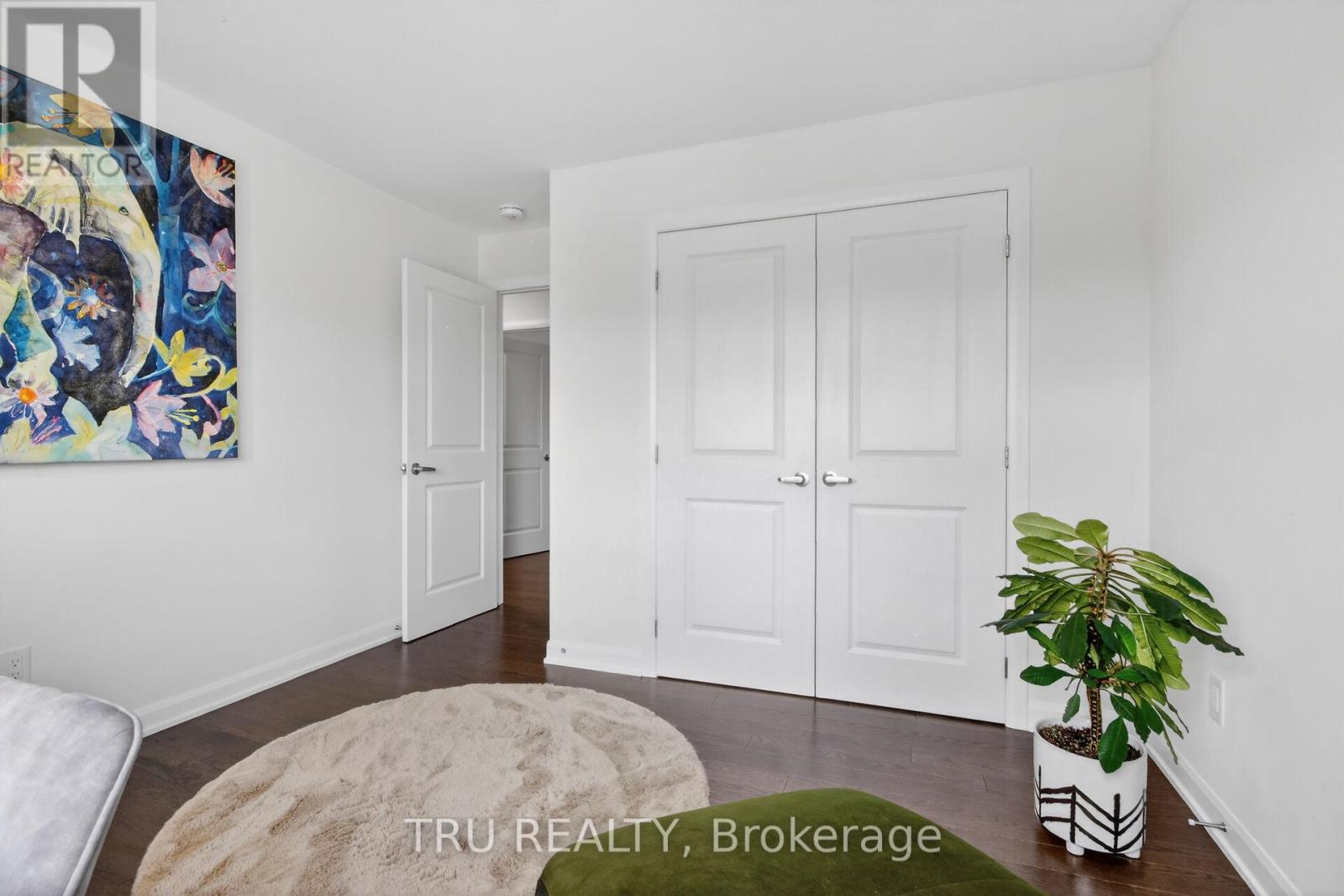 202 SKIPPER DRIVE - 27