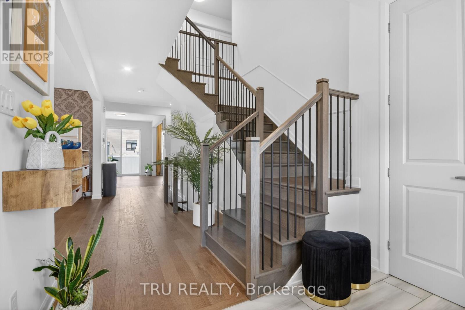 202 SKIPPER DRIVE - 3