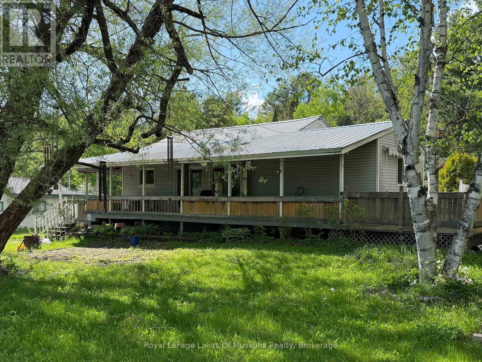 1071 NAISMITH ROAD - 1
