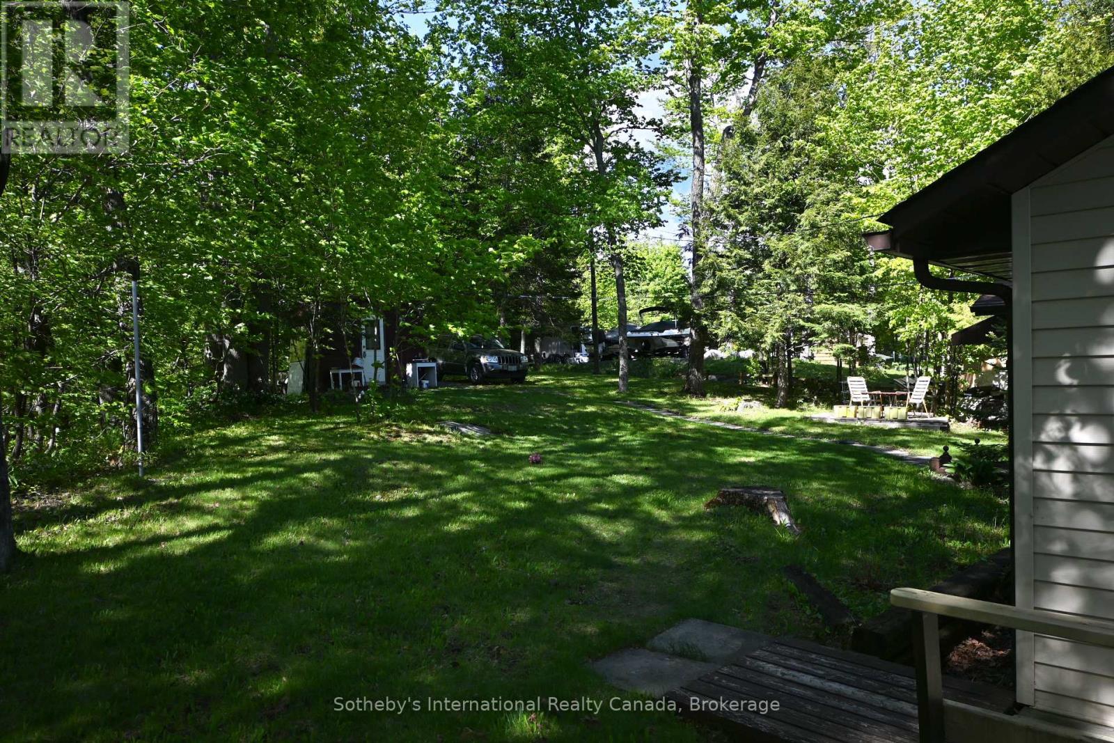41 DEERFIELD ROAD - 23
