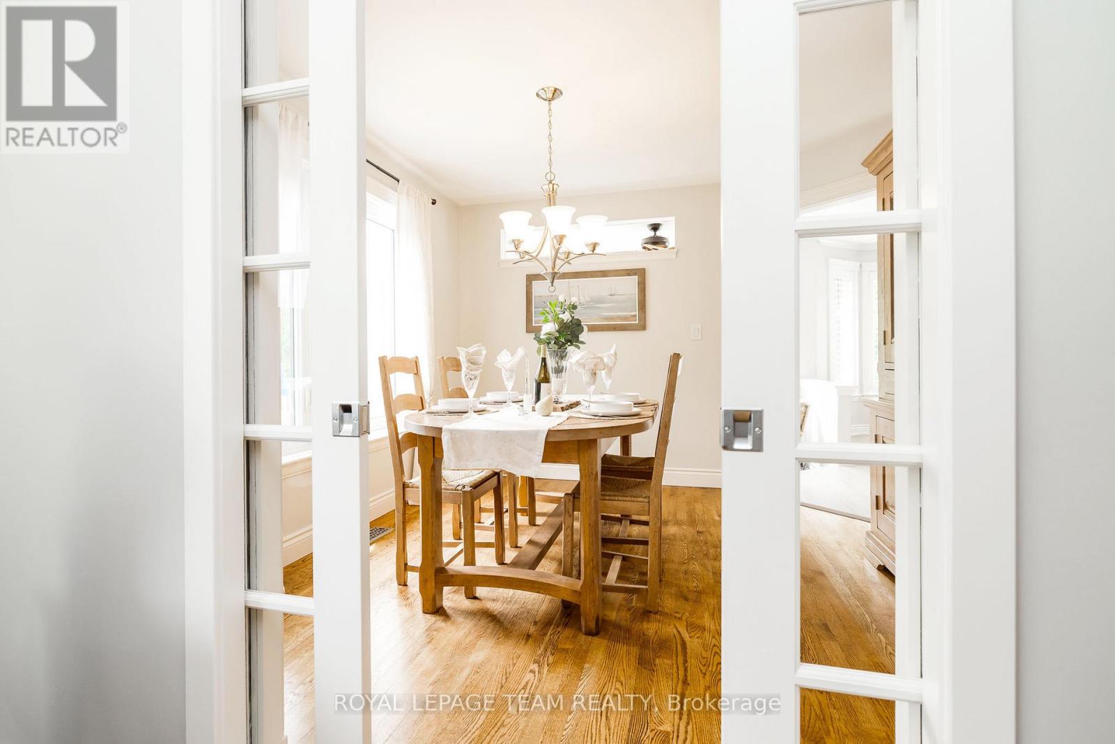 2866 STONERIDGE ROAD - 16