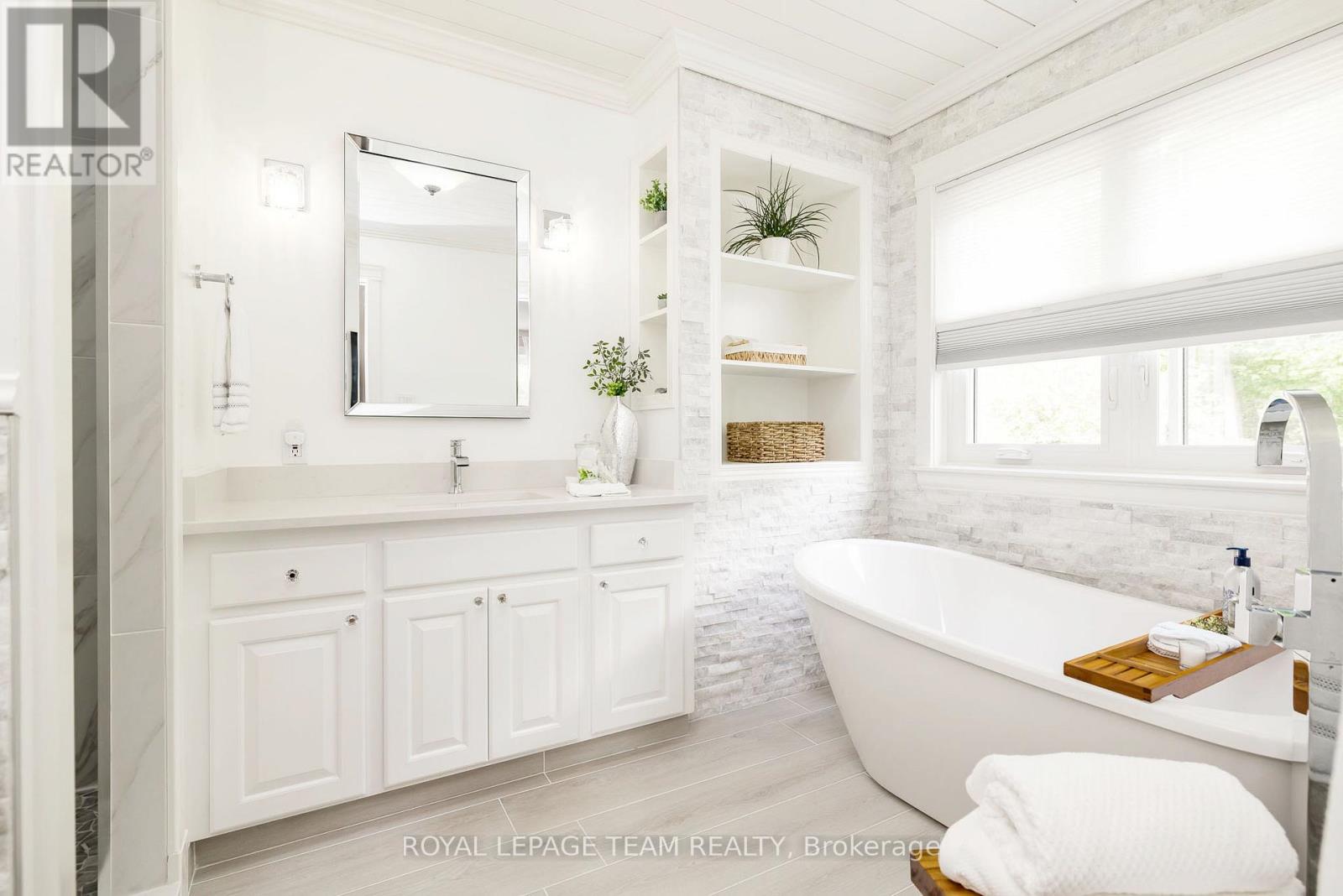 2866 STONERIDGE ROAD - 28