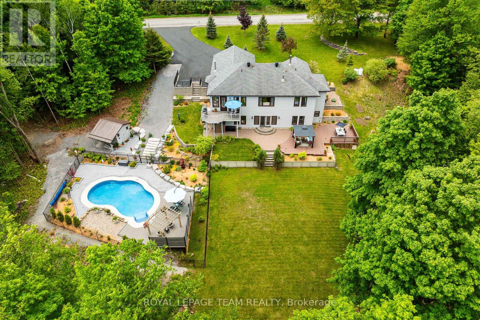 2866 STONERIDGE ROAD - 38