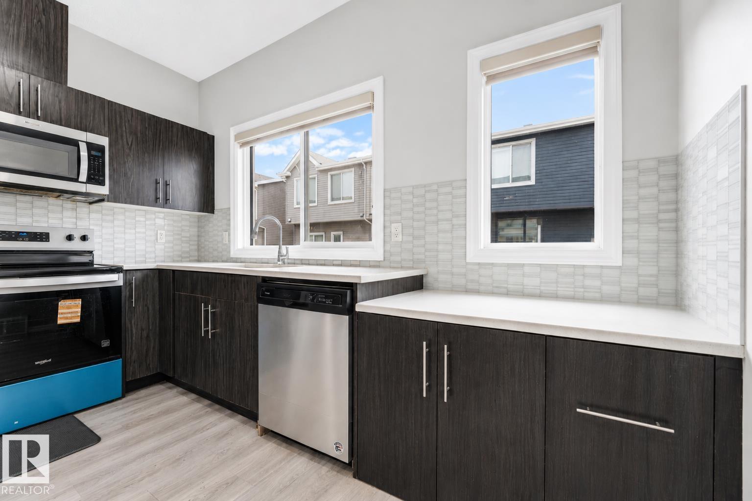 #61 215 SADDLEBACK RD NW — photo 8
