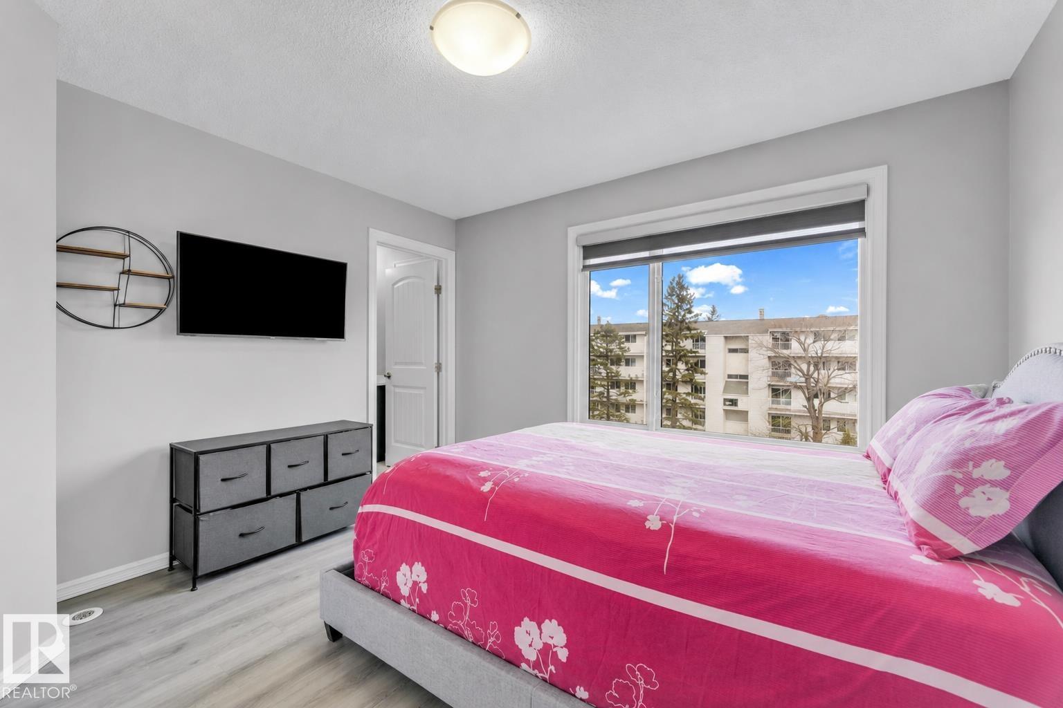 #61 215 SADDLEBACK RD NW — photo 28