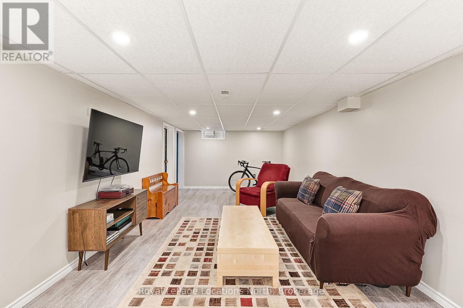 81 PEEL STREET - 27
