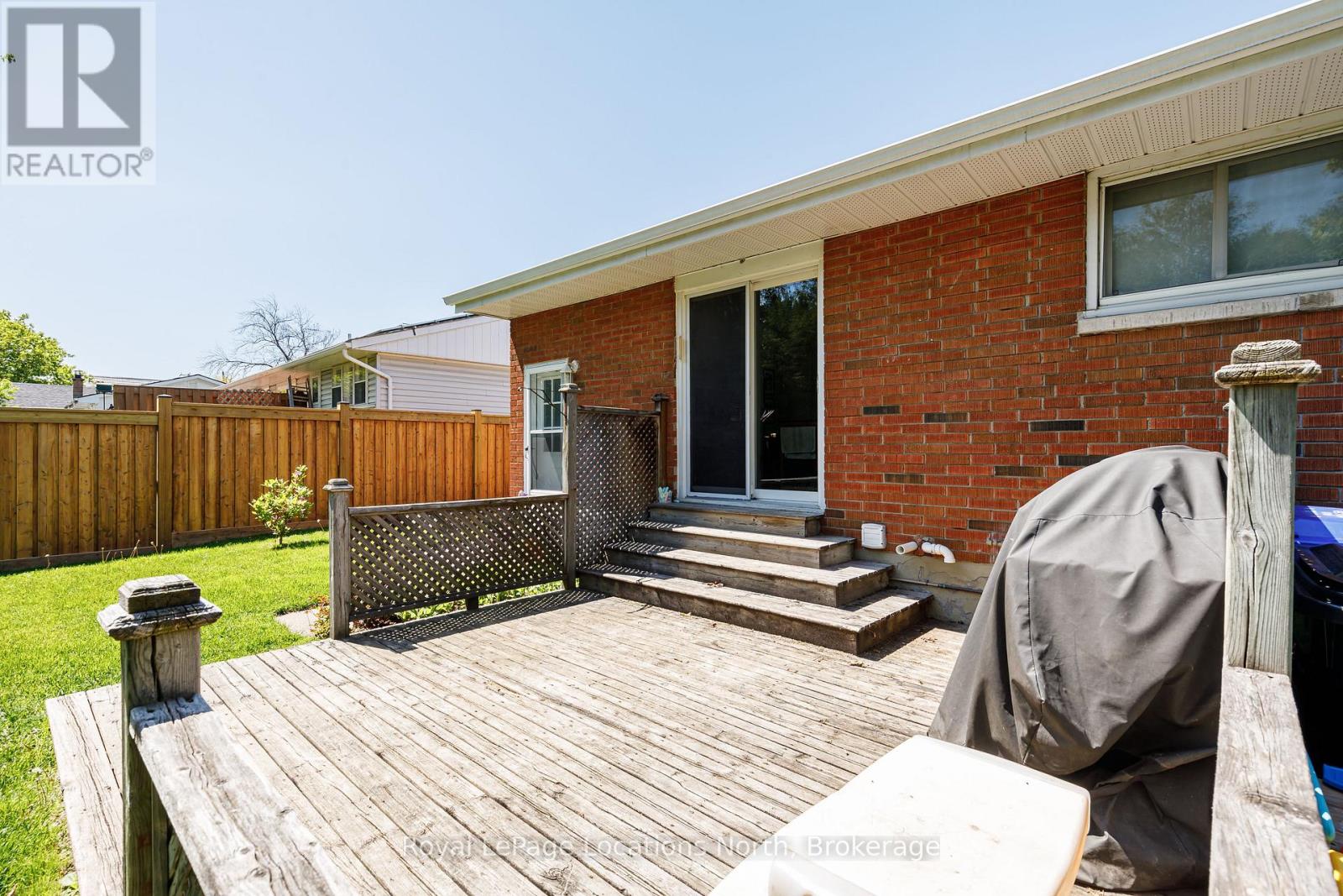 81 PEEL STREET - 35