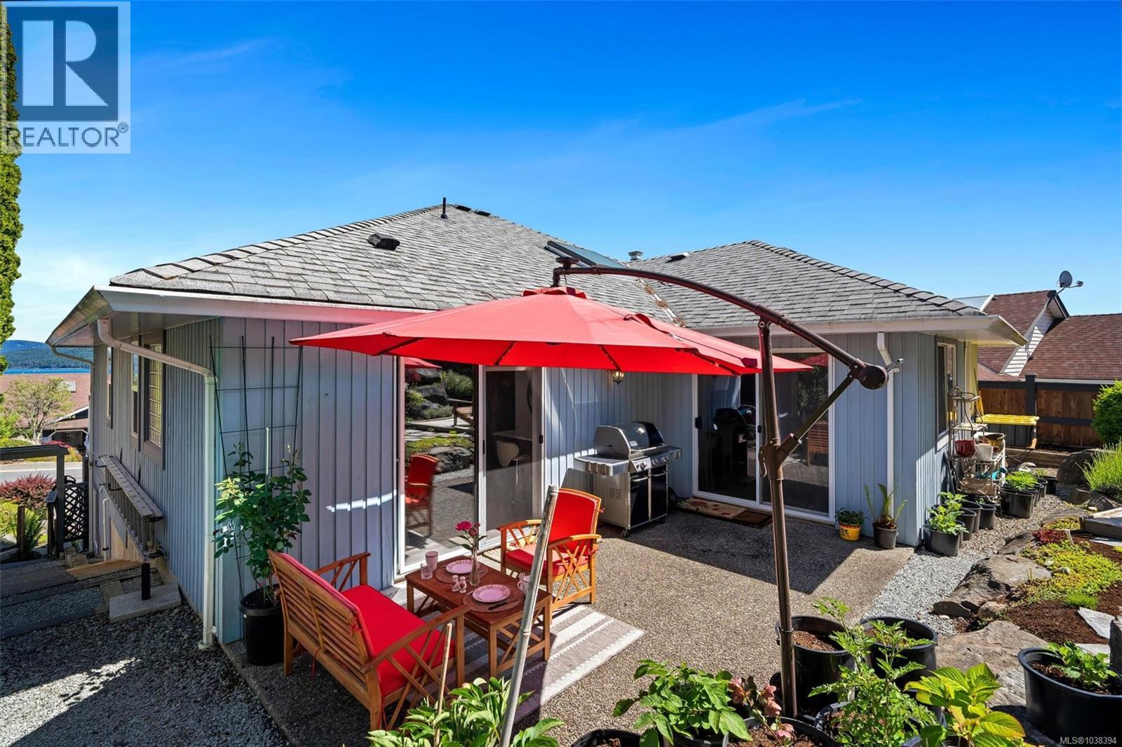 556 Marine View - 54